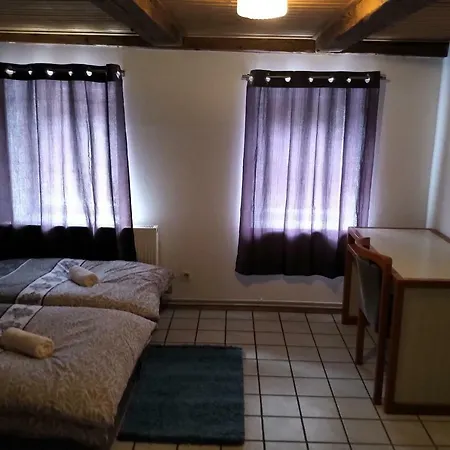 Schones Und Gunstiges Doppelzimmer In Eilbingerode Maison d'hôtes